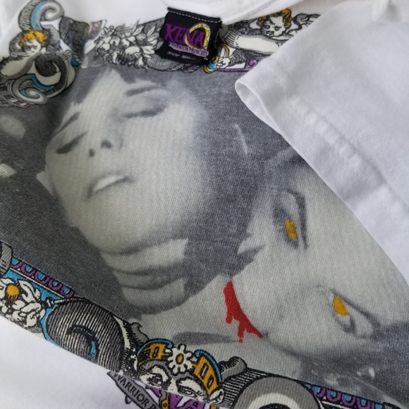 SOLD💥Vtg Xena tee - Picture 4 of 6